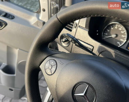 Серый Мерседес Sprinter, объемом двигателя 2.2 л и пробегом 229 тыс. км за 23990 $, фото 15 на Automoto.ua