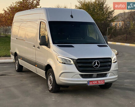 Серый Мерседес Sprinter, объемом двигателя 2.2 л и пробегом 290 тыс. км за 28900 $, фото 22 на Automoto.ua