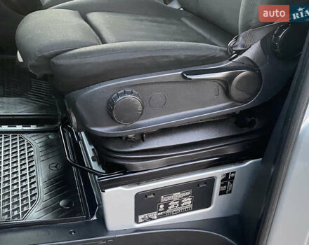 Серый Мерседес Sprinter, объемом двигателя 2.2 л и пробегом 290 тыс. км за 28900 $, фото 26 на Automoto.ua