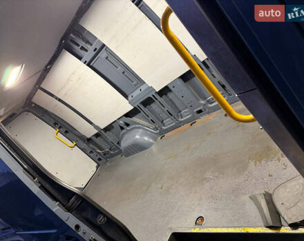 Серый Мерседес Sprinter, объемом двигателя 3 л и пробегом 164 тыс. км за 22500 $, фото 8 на Automoto.ua