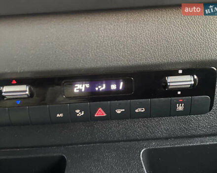 Серый Мерседес Sprinter, объемом двигателя 2.2 л и пробегом 290 тыс. км за 28900 $, фото 40 на Automoto.ua