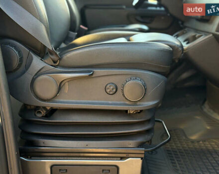 Серый Мерседес Sprinter, объемом двигателя 3 л и пробегом 202 тыс. км за 54990 $, фото 23 на Automoto.ua