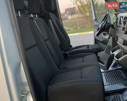 Серый Мерседес Sprinter, объемом двигателя 2.2 л и пробегом 290 тыс. км за 28900 $, фото 51 на Automoto.ua