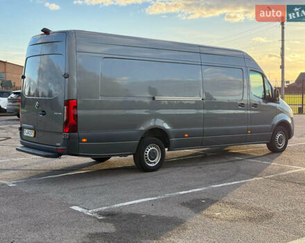 Серый Мерседес Sprinter, объемом двигателя 3 л и пробегом 202 тыс. км за 54990 $, фото 4 на Automoto.ua