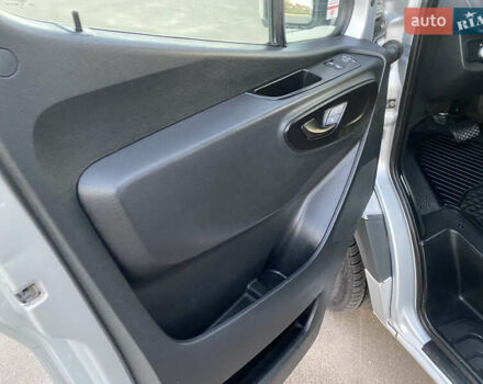Серый Мерседес Sprinter, объемом двигателя 2.2 л и пробегом 290 тыс. км за 28900 $, фото 29 на Automoto.ua