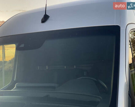 Серый Мерседес Sprinter, объемом двигателя 2.2 л и пробегом 290 тыс. км за 28900 $, фото 12 на Automoto.ua