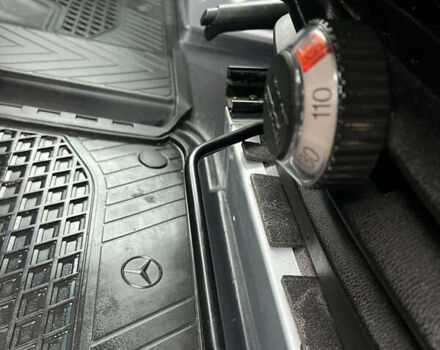 Сірий Мерседес Sprinter, об'ємом двигуна 2.14 л та пробігом 295 тис. км за 29984 $, фото 38 на Automoto.ua