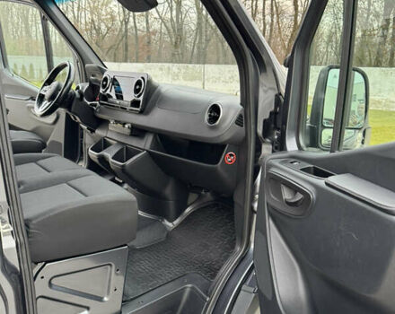 Сірий Мерседес Sprinter, об'ємом двигуна 3 л та пробігом 201 тис. км за 50490 $, фото 28 на Automoto.ua