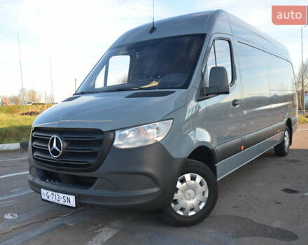 Серый Мерседес Sprinter, объемом двигателя 2.2 л и пробегом 383 тыс. км за 23150 $, фото 2 на Automoto.ua