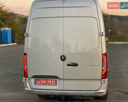 Серый Мерседес Sprinter, объемом двигателя 2.2 л и пробегом 290 тыс. км за 28900 $, фото 57 на Automoto.ua
