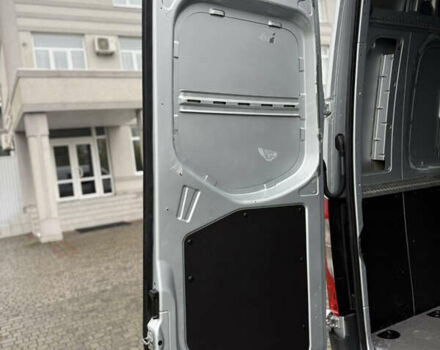Серый Мерседес Sprinter, объемом двигателя 3 л и пробегом 100 тыс. км за 46500 $, фото 33 на Automoto.ua