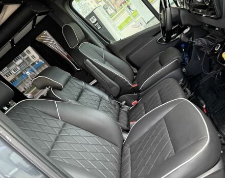 Сірий Мерседес Sprinter, об'ємом двигуна 3 л та пробігом 350 тис. км за 68799 $, фото 7 на Automoto.ua