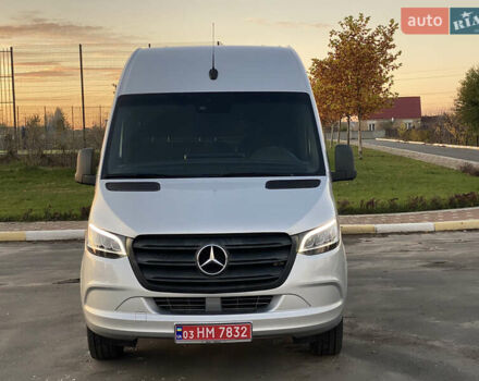 Серый Мерседес Sprinter, объемом двигателя 2.2 л и пробегом 290 тыс. км за 28900 $, фото 1 на Automoto.ua
