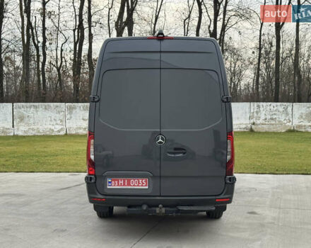 Сірий Мерседес Sprinter, об'ємом двигуна 3 л та пробігом 201 тис. км за 50490 $, фото 5 на Automoto.ua