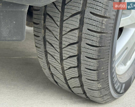 Сірий Мерседес Sprinter, об'ємом двигуна 3 л та пробігом 201 тис. км за 50490 $, фото 11 на Automoto.ua