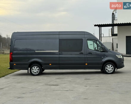 Сірий Мерседес Sprinter, об'ємом двигуна 3 л та пробігом 201 тис. км за 50490 $, фото 3 на Automoto.ua