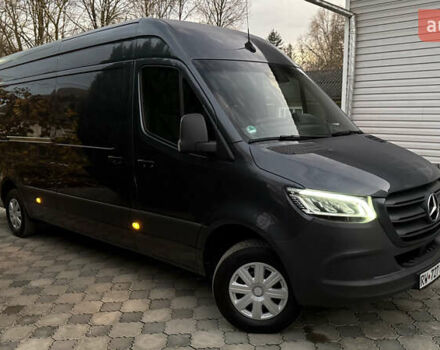 Серый Мерседес Sprinter, объемом двигателя 2.14 л и пробегом 217 тыс. км за 40533 $, фото 3 на Automoto.ua