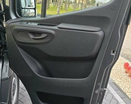 Сірий Мерседес Sprinter, об'ємом двигуна 3 л та пробігом 49 тис. км за 99243 $, фото 42 на Automoto.ua