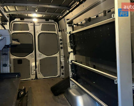 Серый Мерседес Sprinter, объемом двигателя 2.99 л и пробегом 404 тыс. км за 65000 $, фото 16 на Automoto.ua