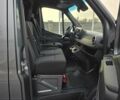 Сірий Мерседес Sprinter, об'ємом двигуна 3 л та пробігом 49 тис. км за 99243 $, фото 37 на Automoto.ua