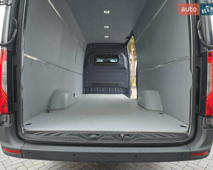 Сірий Мерседес Sprinter, об'ємом двигуна 3 л та пробігом 49 тис. км за 99243 $, фото 13 на Automoto.ua