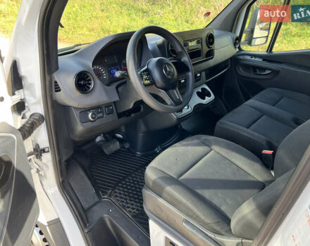 Серый Мерседес Sprinter, объемом двигателя 3 л и пробегом 320 тыс. км за 36800 $, фото 25 на Automoto.ua