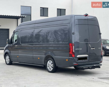 Серый Мерседес Sprinter, объемом двигателя 2.14 л и пробегом 170 тыс. км за 38999 $, фото 5 на Automoto.ua