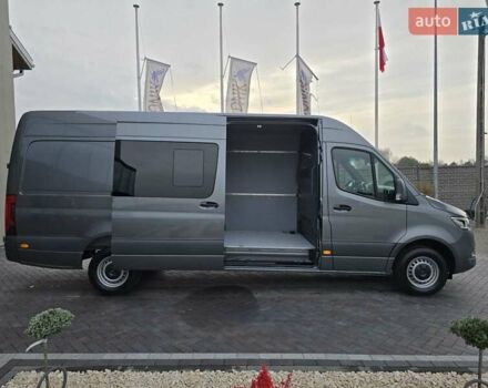 Сірий Мерседес Sprinter, об'ємом двигуна 3 л та пробігом 49 тис. км за 99243 $, фото 11 на Automoto.ua