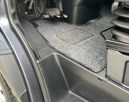 Серый Мерседес Sprinter, объемом двигателя 2.14 л и пробегом 170 тыс. км за 38999 $, фото 32 на Automoto.ua