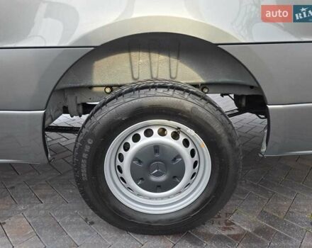 Сірий Мерседес Sprinter, об'ємом двигуна 3 л та пробігом 49 тис. км за 99243 $, фото 44 на Automoto.ua