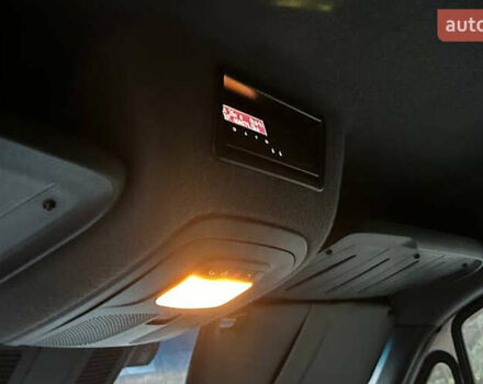 Серый Мерседес Sprinter, объемом двигателя 2.99 л и пробегом 404 тыс. км за 65000 $, фото 11 на Automoto.ua