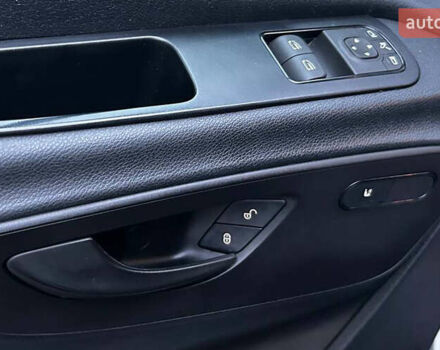 Серый Мерседес Sprinter, объемом двигателя 2.99 л и пробегом 404 тыс. км за 65000 $, фото 10 на Automoto.ua