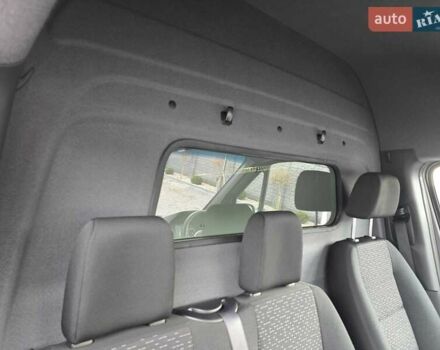 Сірий Мерседес Sprinter, об'ємом двигуна 3 л та пробігом 49 тис. км за 99243 $, фото 41 на Automoto.ua