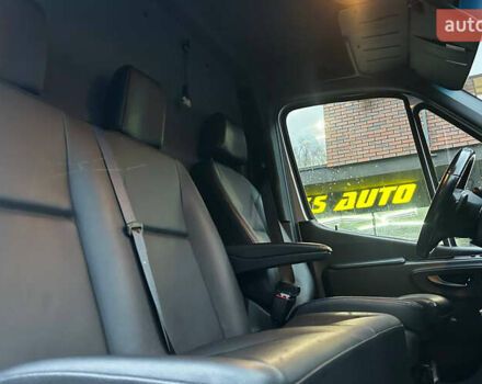 Серый Мерседес Sprinter, объемом двигателя 2.99 л и пробегом 404 тыс. км за 65000 $, фото 13 на Automoto.ua