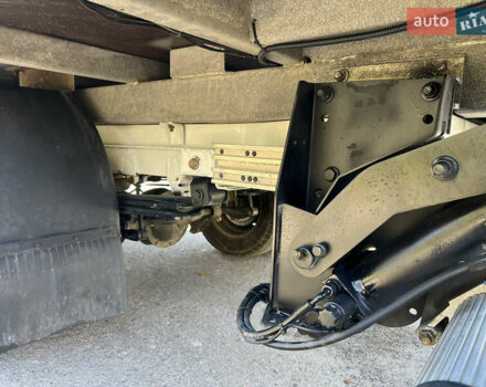 Серый Мерседес Sprinter, объемом двигателя 3 л и пробегом 320 тыс. км за 36800 $, фото 40 на Automoto.ua