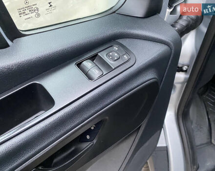 Сірий Мерседес Sprinter, об'ємом двигуна 2.2 л та пробігом 249 тис. км за 21500 $, фото 28 на Automoto.ua