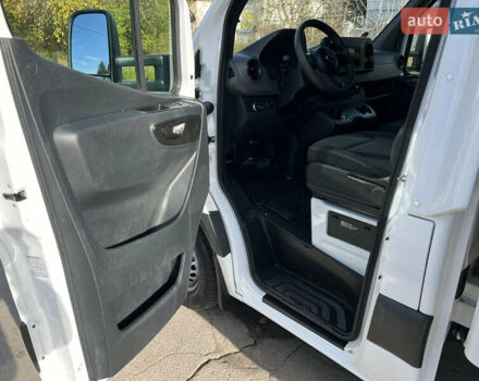 Серый Мерседес Sprinter, объемом двигателя 3 л и пробегом 320 тыс. км за 36800 $, фото 24 на Automoto.ua