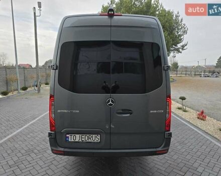 Сірий Мерседес Sprinter, об'ємом двигуна 3 л та пробігом 49 тис. км за 99243 $, фото 7 на Automoto.ua