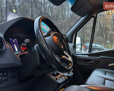 Серый Мерседес Sprinter, объемом двигателя 2.99 л и пробегом 404 тыс. км за 65000 $, фото 6 на Automoto.ua