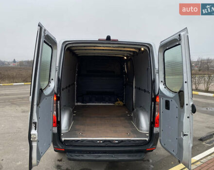 Сірий Мерседес Sprinter, об'ємом двигуна 2.2 л та пробігом 249 тис. км за 21500 $, фото 18 на Automoto.ua