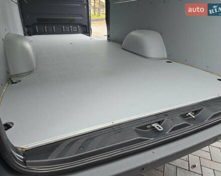 Сірий Мерседес Sprinter, об'ємом двигуна 3 л та пробігом 49 тис. км за 99243 $, фото 15 на Automoto.ua