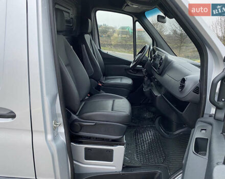 Сірий Мерседес Sprinter, об'ємом двигуна 2.2 л та пробігом 249 тис. км за 21500 $, фото 23 на Automoto.ua
