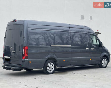 Серый Мерседес Sprinter, объемом двигателя 2.14 л и пробегом 170 тыс. км за 38999 $, фото 7 на Automoto.ua