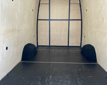 Серый Мерседес Sprinter, объемом двигателя 2.99 л и пробегом 192 тыс. км за 61491 $, фото 11 на Automoto.ua