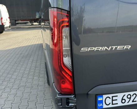 Серый Мерседес Sprinter, объемом двигателя 2.99 л и пробегом 314 тыс. км за 62700 $, фото 15 на Automoto.ua