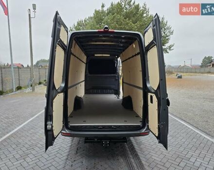 Сірий Мерседес Sprinter, об'ємом двигуна 3 л та пробігом 1 тис. км за 121601 $, фото 9 на Automoto.ua