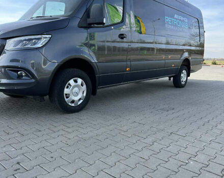 Серый Мерседес Sprinter, объемом двигателя 2.99 л и пробегом 314 тыс. км за 62700 $, фото 4 на Automoto.ua