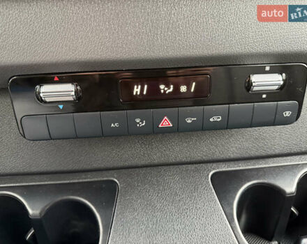 Серый Мерседес Sprinter, объемом двигателя 3 л и пробегом 193 тыс. км за 45000 $, фото 30 на Automoto.ua