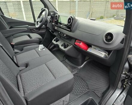 Сірий Мерседес Sprinter, об'ємом двигуна 3 л та пробігом 1 тис. км за 121601 $, фото 25 на Automoto.ua