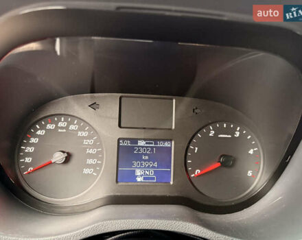 Сірий Мерседес Sprinter, об'ємом двигуна 0 л та пробігом 303 тис. км за 30500 $, фото 18 на Automoto.ua